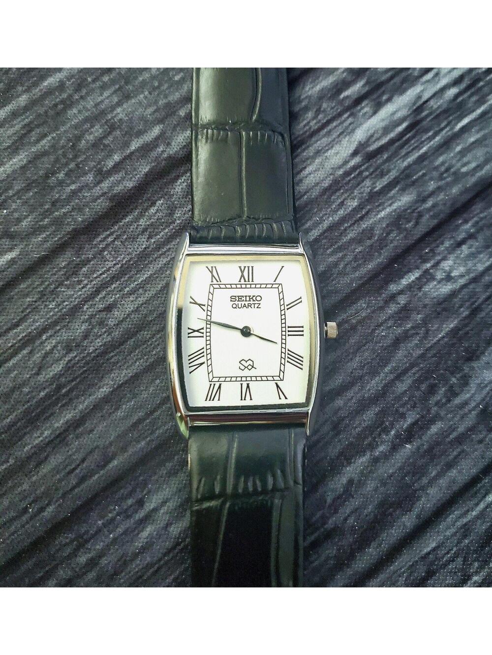 RARE Men's Vintage Seiko‎ Tank Barrel Silver White Watch